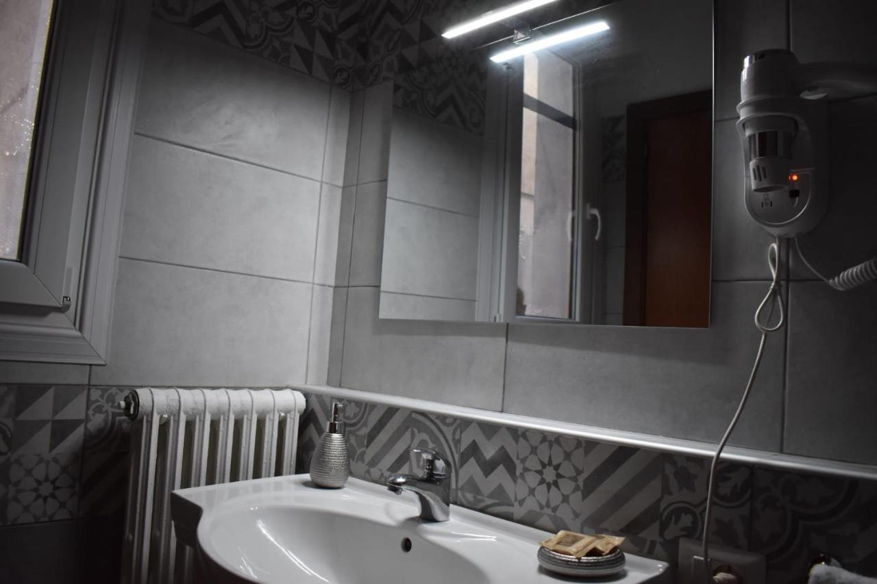 Samele Bed And Breakfast Lecce Exteriör bild