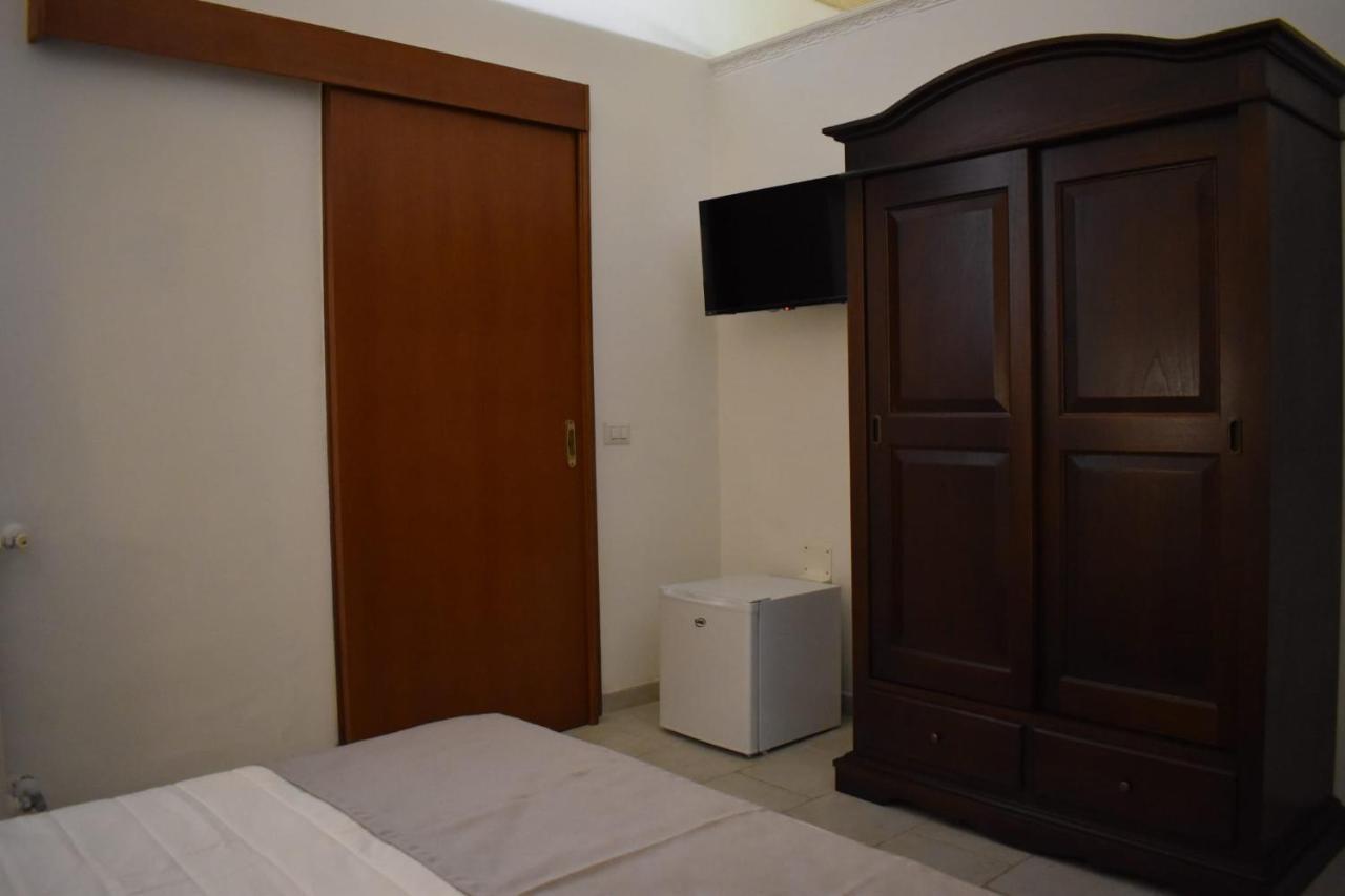 Samele Bed And Breakfast Lecce Exteriör bild