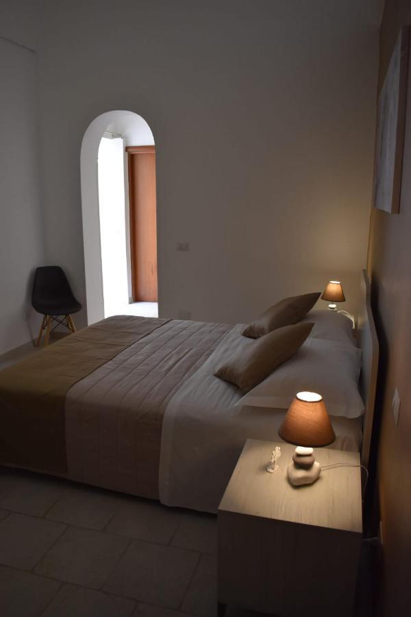 Samele Bed And Breakfast Lecce Exteriör bild
