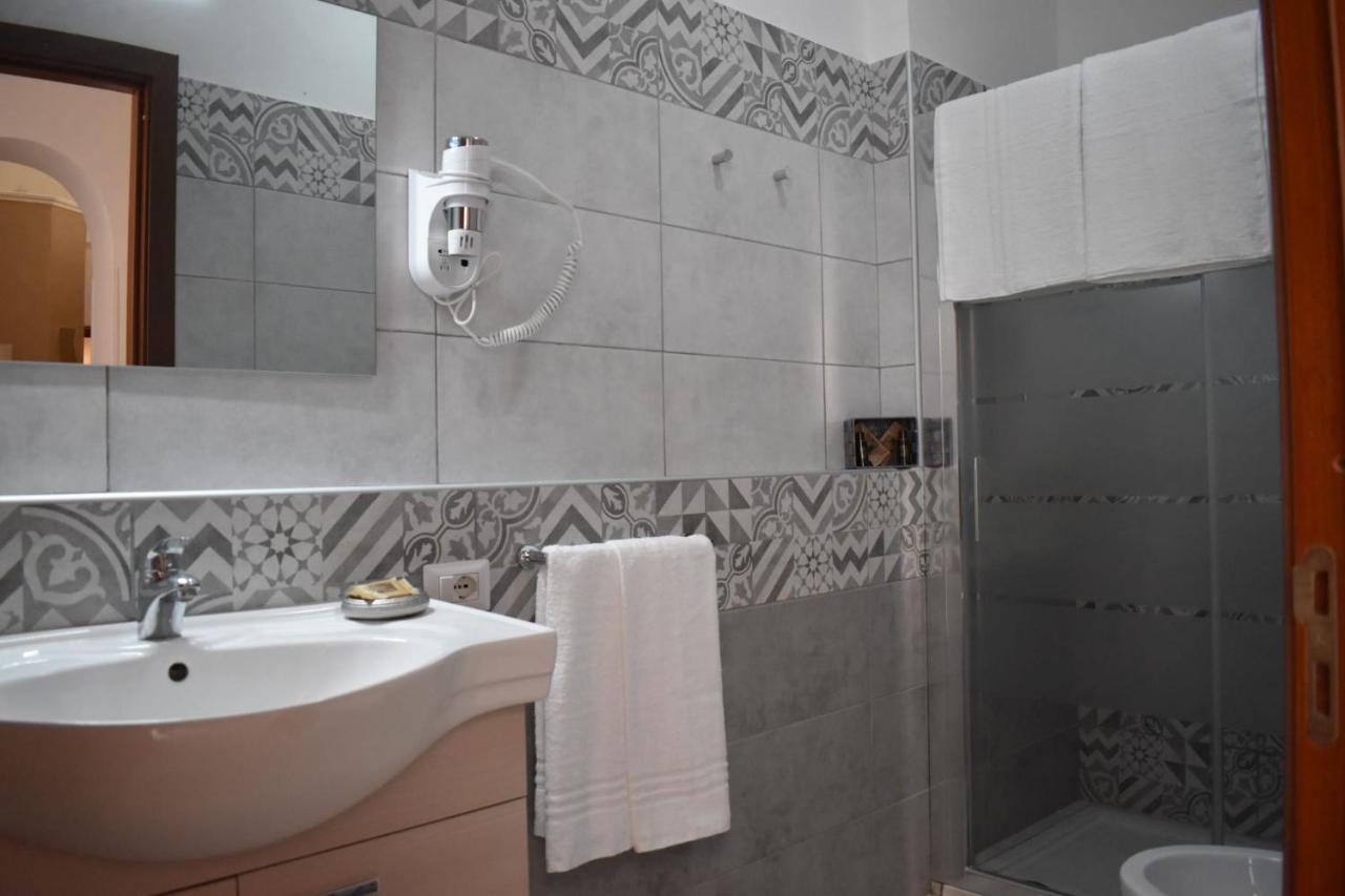 Samele Bed And Breakfast Lecce Exteriör bild