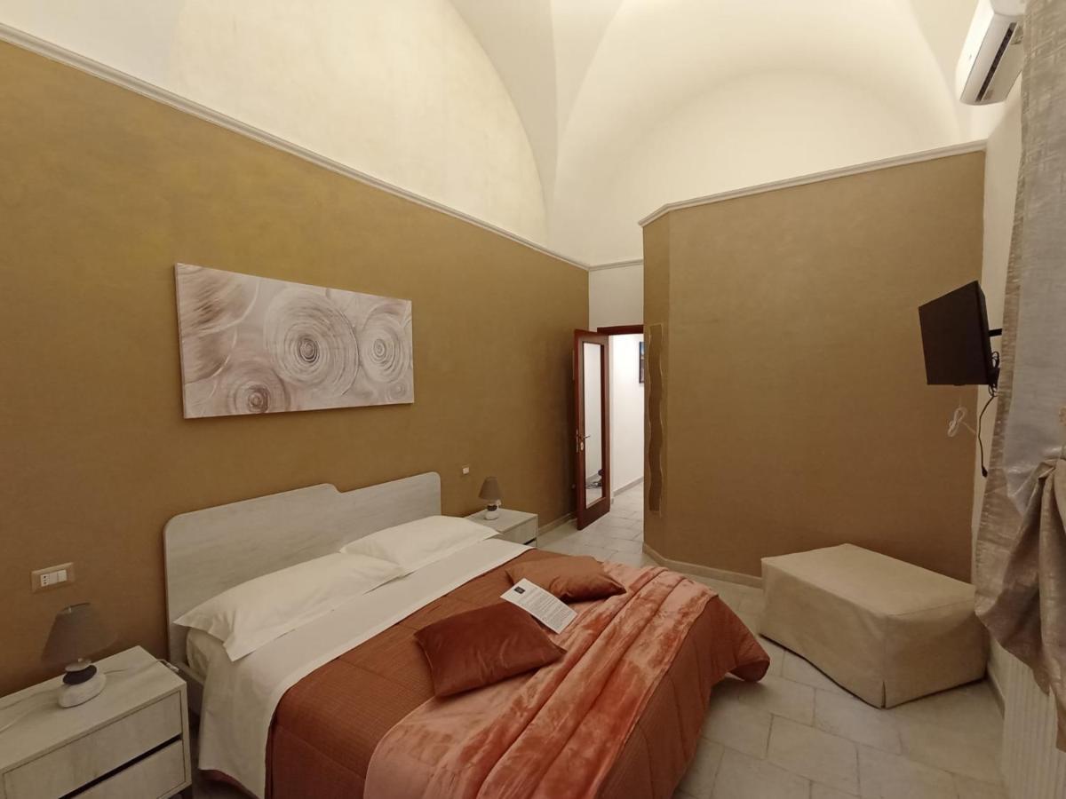 Samele Bed And Breakfast Lecce Exteriör bild