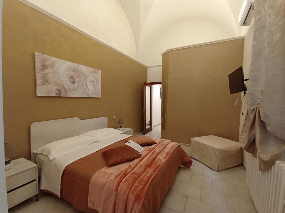 Samele Bed And Breakfast Lecce Exteriör bild