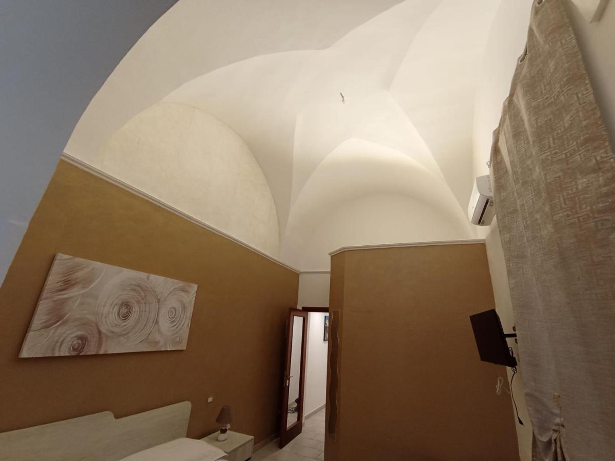Samele Bed And Breakfast Lecce Exteriör bild