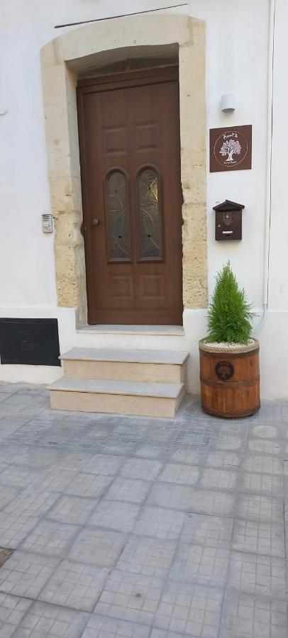Samele Bed And Breakfast Lecce Exteriör bild