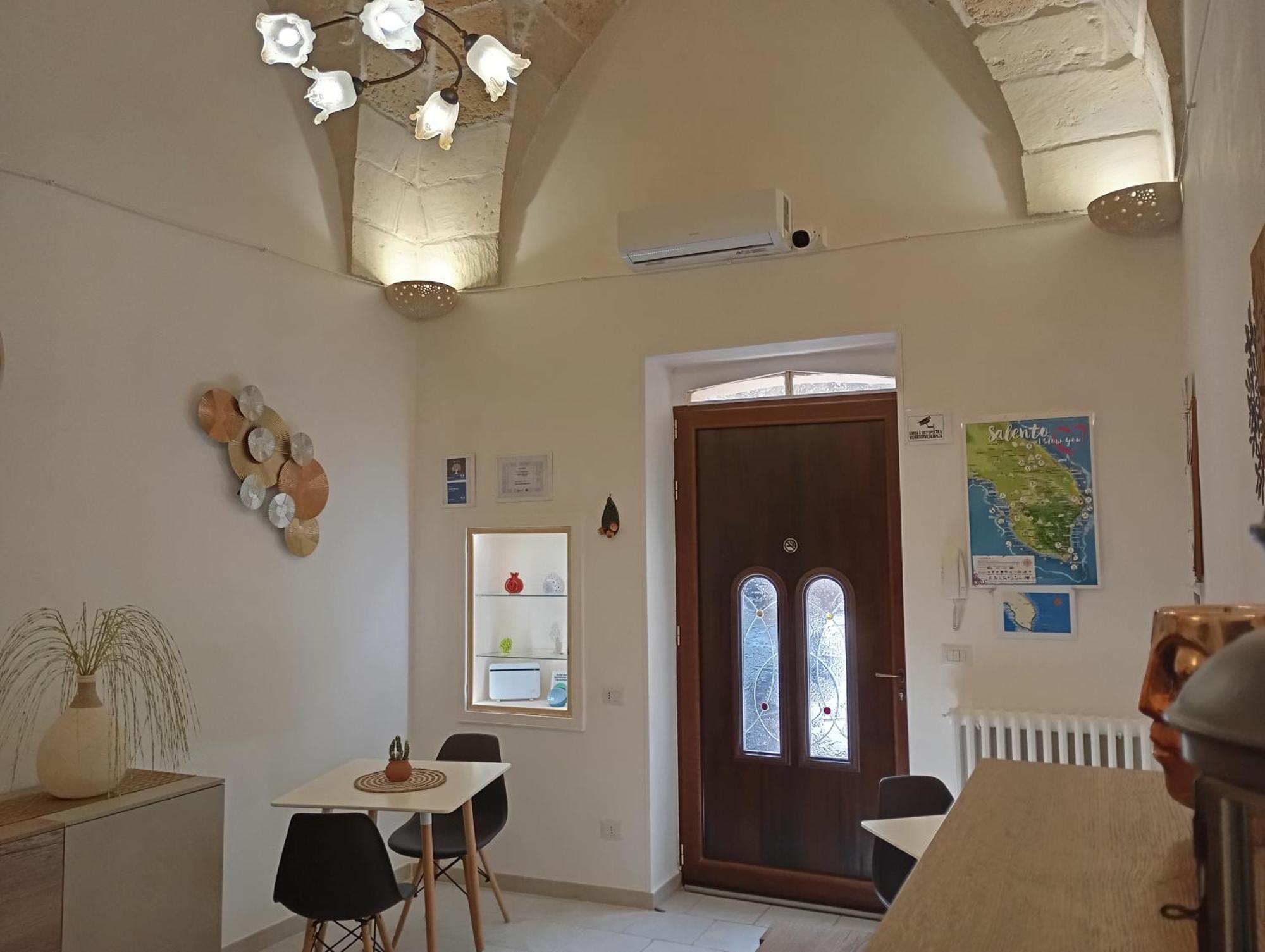 Samele Bed And Breakfast Lecce Exteriör bild
